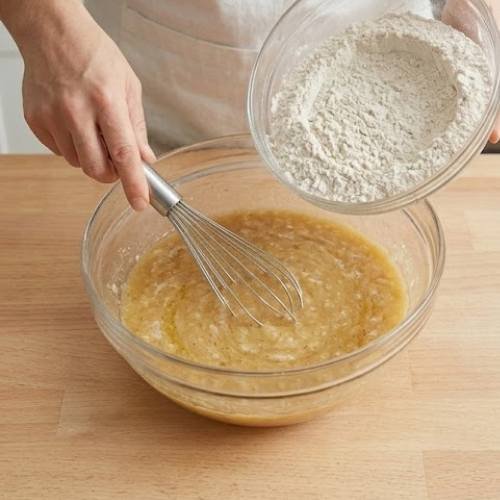 Step 5: Combine Wet and Dry Ingredients Step 5: Combine Wet and Dry Ingredients